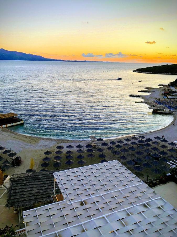 Titi'S Apartment Saranda Exterior photo